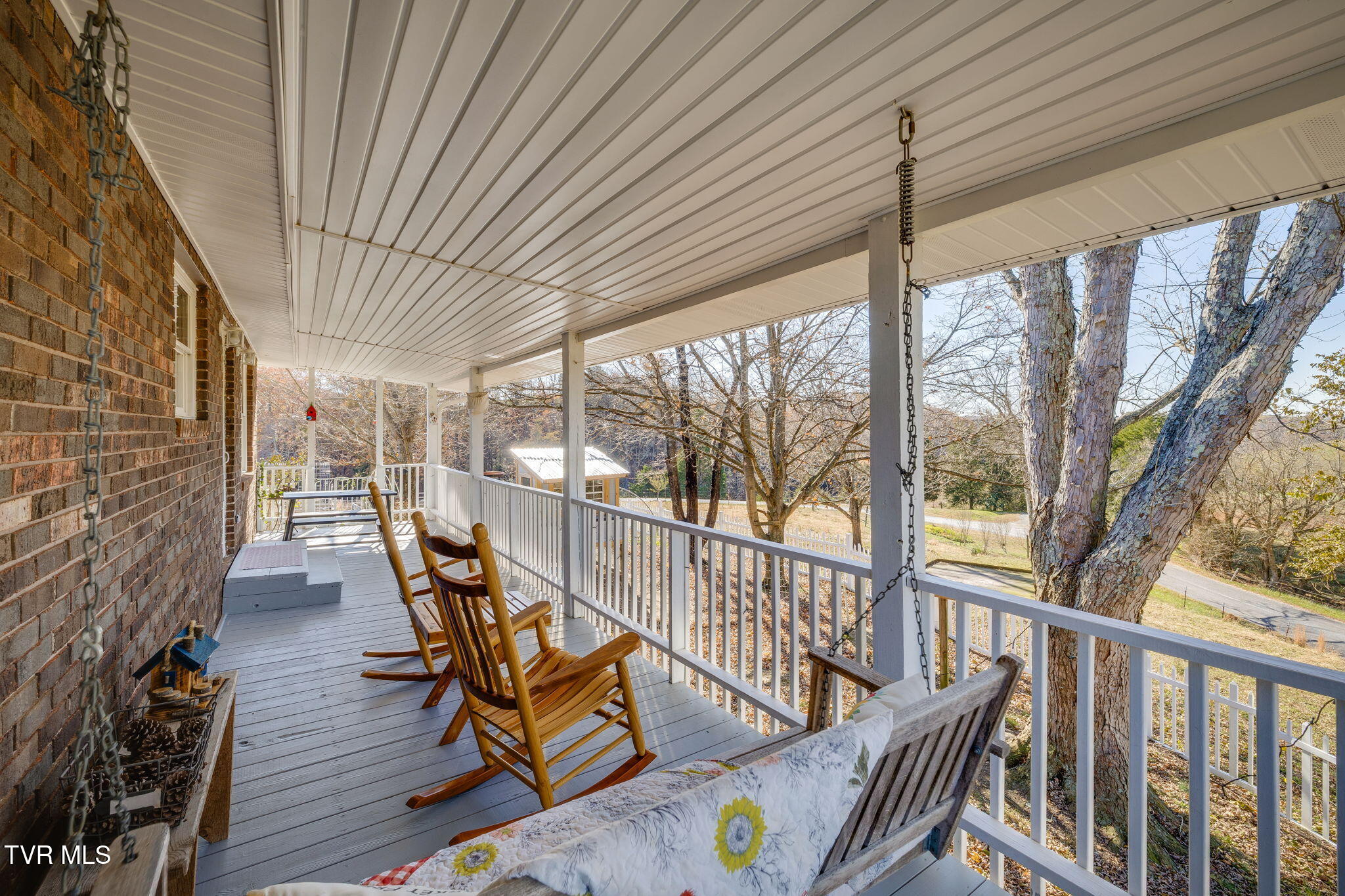 567 Longtown Road Bulls Gap, TN 37711 - Photo 4 of 73 003