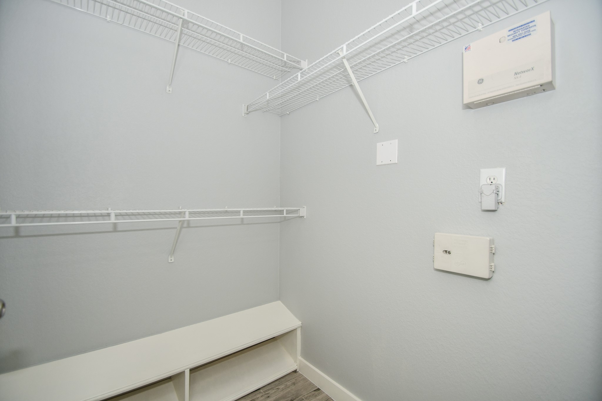 1441 East Street, Unit 302 Houston, TX 77007 - Photo 23 of 32 Large Closet in Secondary Bedroom