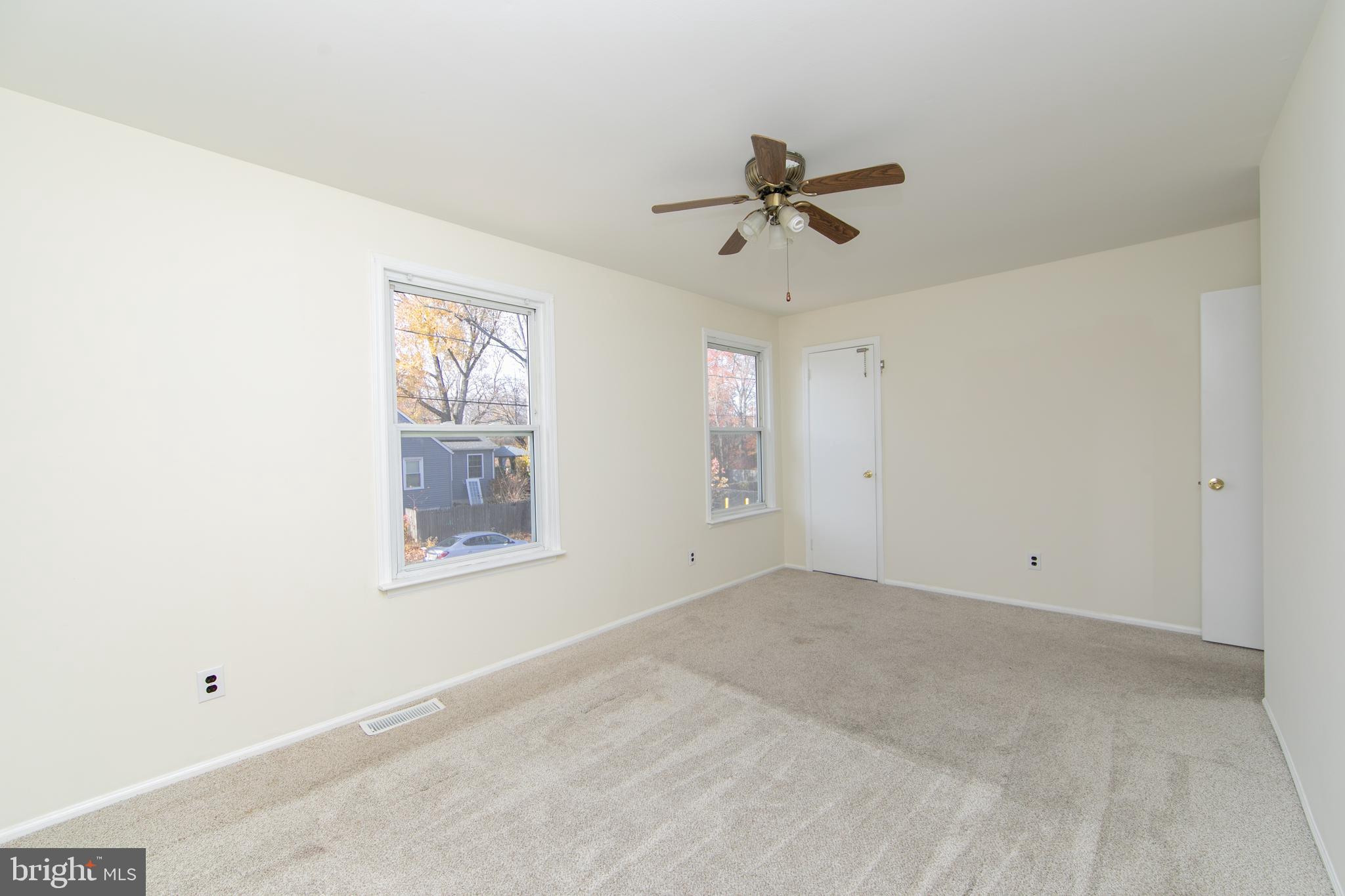 1042 Central Avenue Runnemede, NJ 08078 - Photo 19 of 36 a view of an empty room with a window