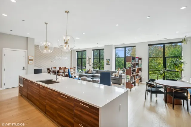 $3,200,000 | 123 South Peoria Street, Unit P2, Chicago, IL 60607