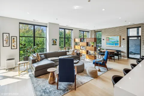 $3,200,000 | 123 South Peoria Street, Unit P2, Chicago, IL 60607