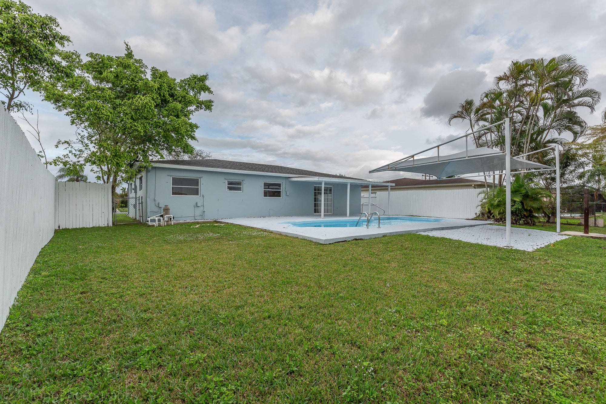 11122 Mustang Street Boca Raton, FL 33428 - Photo 22 of 23 backyard