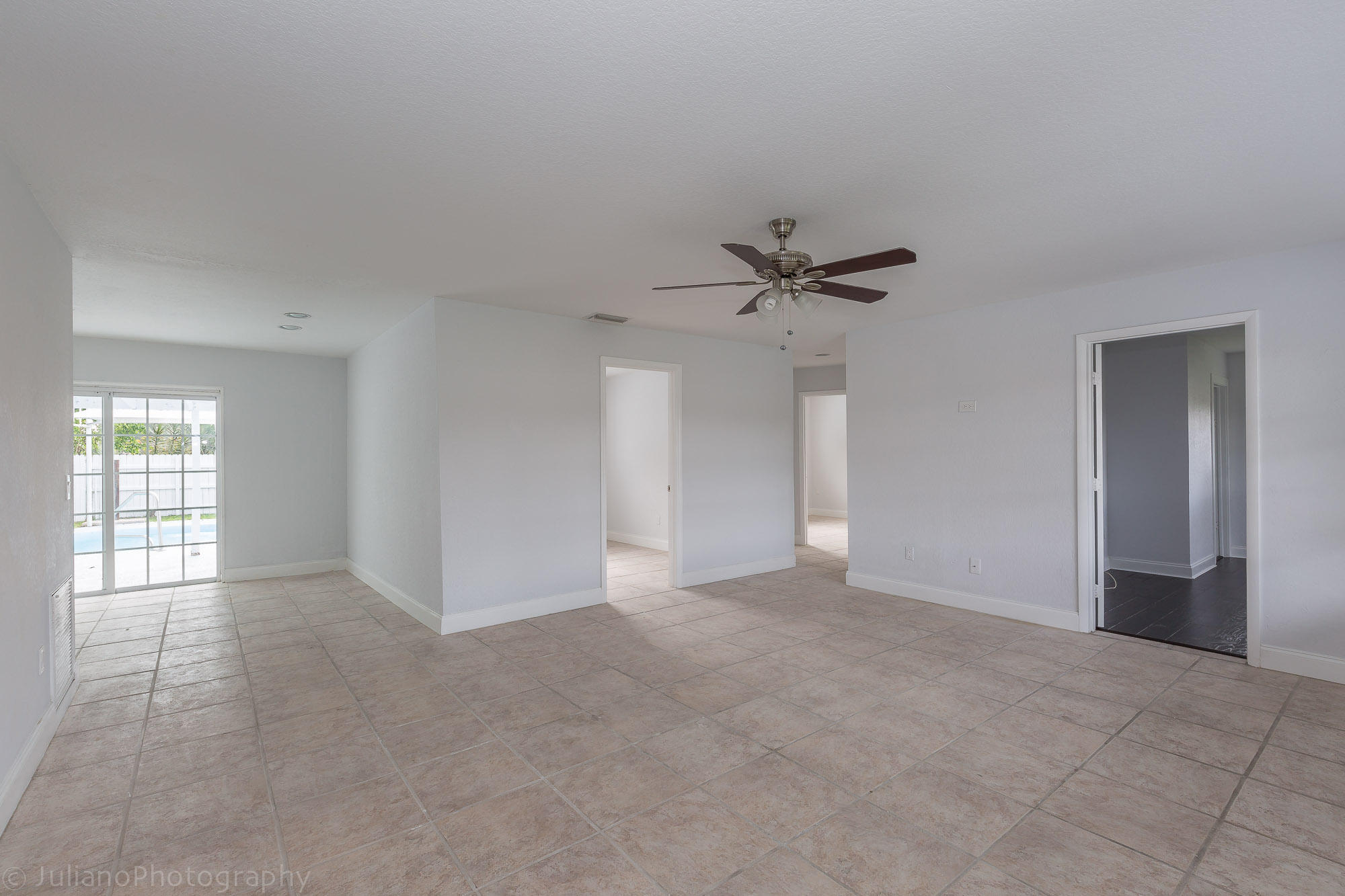 11122 Mustang Street Boca Raton, FL 33428 - Photo 4 of 23 living room