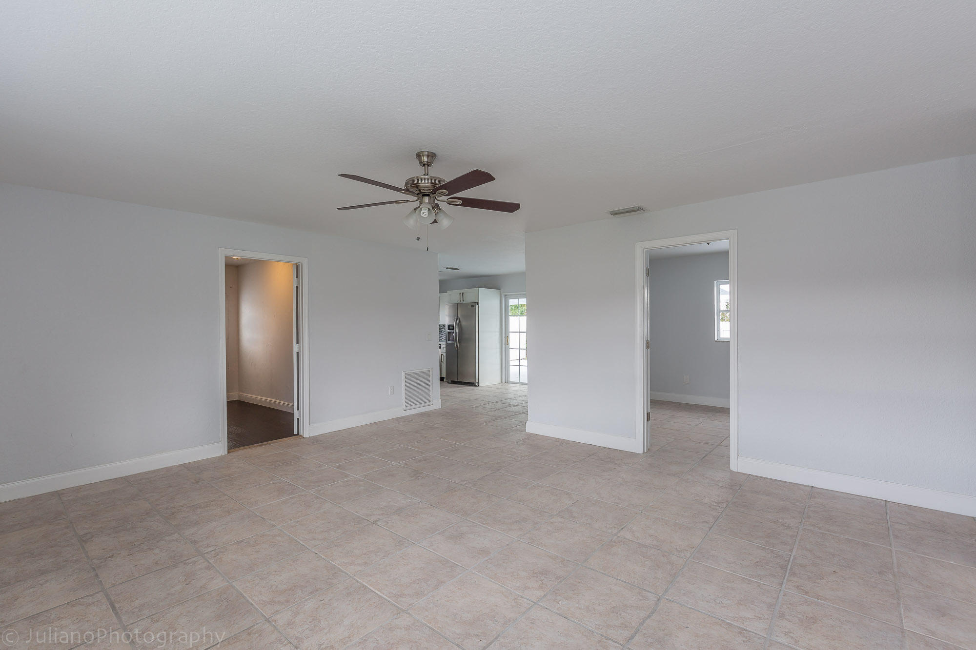 11122 Mustang Street Boca Raton, FL 33428 - Photo 5 of 23 living room1