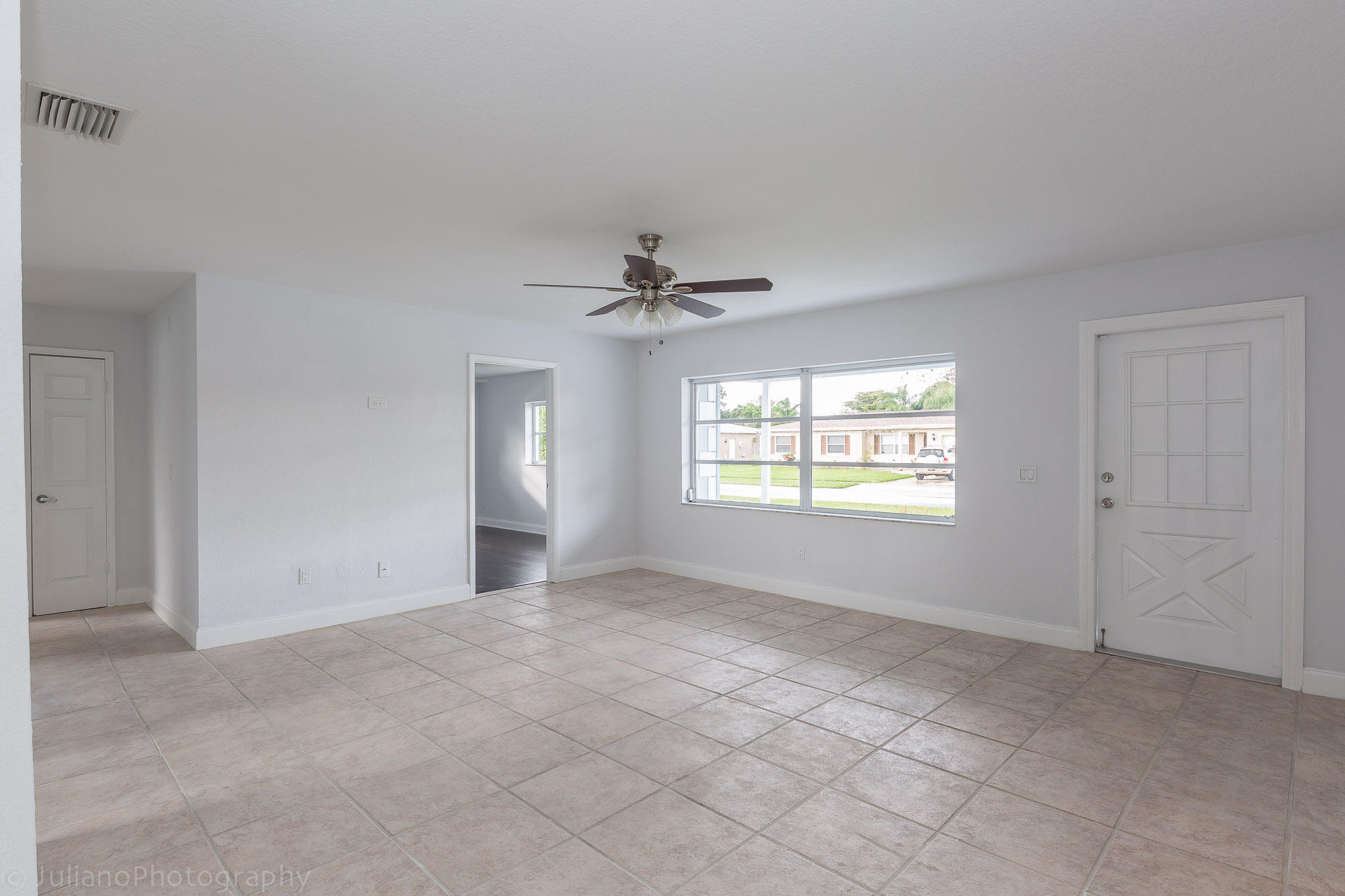 11122 Mustang Street Boca Raton, FL 33428 - Photo 6 of 23 living view