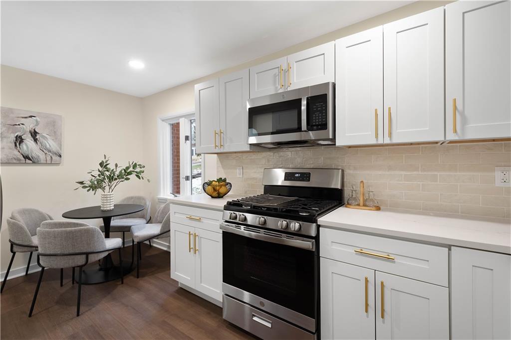 5617 Saltsburg Road Verona, PA 15147 - Photo 5 of 23