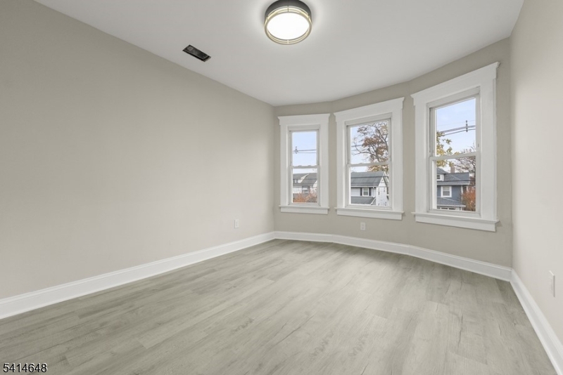 138 Monmouth Road Elizabeth, NJ 07208 - Photo 13 of 30