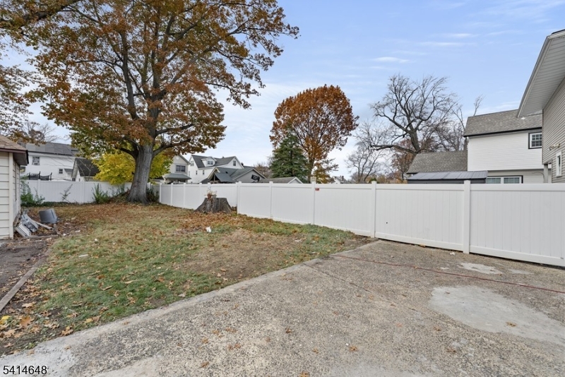 138 Monmouth Road Elizabeth, NJ 07208 - Photo 27 of 30