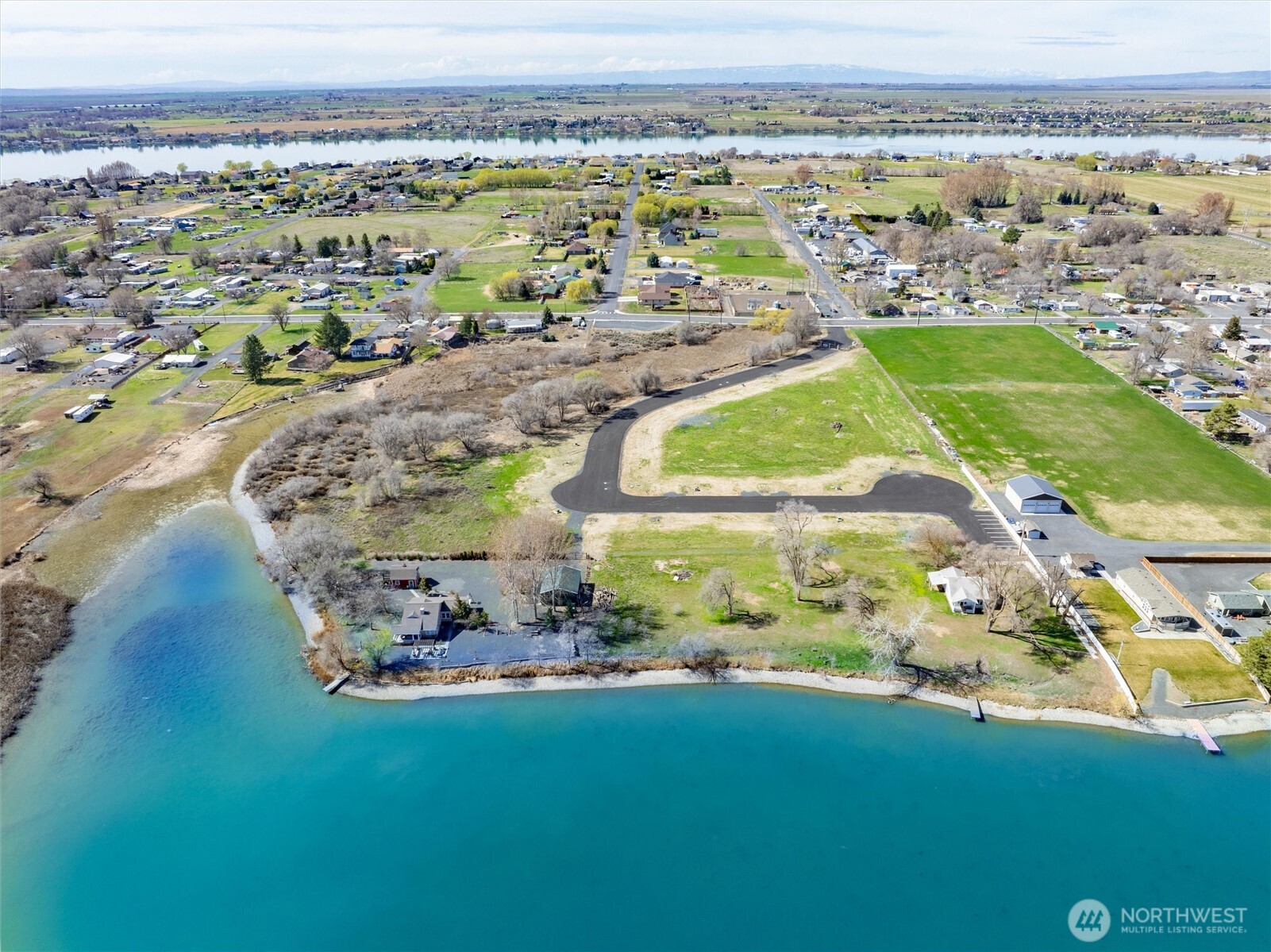 12 Valley Road Northeast, Unit 12 Moses Lake, WA 98837 - Photo 6 of 11 Gallery Image 6
