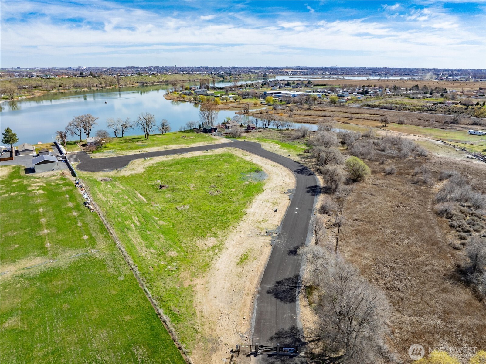 12 Valley Road Northeast, Unit 12 Moses Lake, WA 98837 - Photo 8 of 11 Gallery Image 8