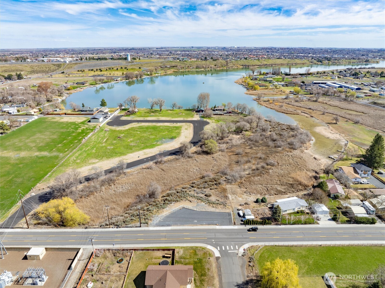 12 Valley Road Northeast, Unit 12 Moses Lake, WA 98837 - Photo 10 of 11 Gallery Image 10