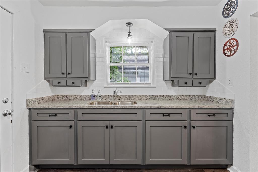 2225 Maple Avenue Waco, TX 76707 - Photo 4 of 14