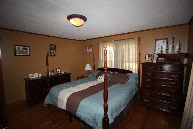 550 Les Gregory Road Hartsville, TN 37074 - Photo 2 of 19