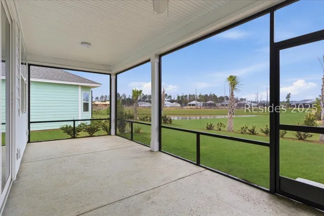 $600,000 | 44 Fins Right Lane, Hardeeville, SC 29927