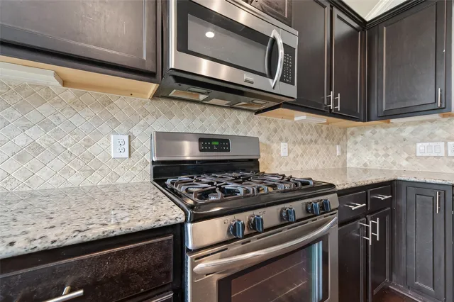 $2,300 | 18118 Tucson Bend Drive, Cypress, TX 77429