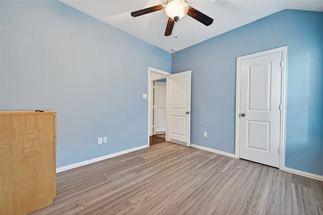 $2,300 | 18118 Tucson Bend Drive, Cypress, TX 77429