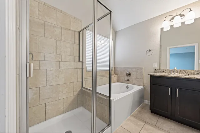 $2,300 | 18118 Tucson Bend Drive, Cypress, TX 77429