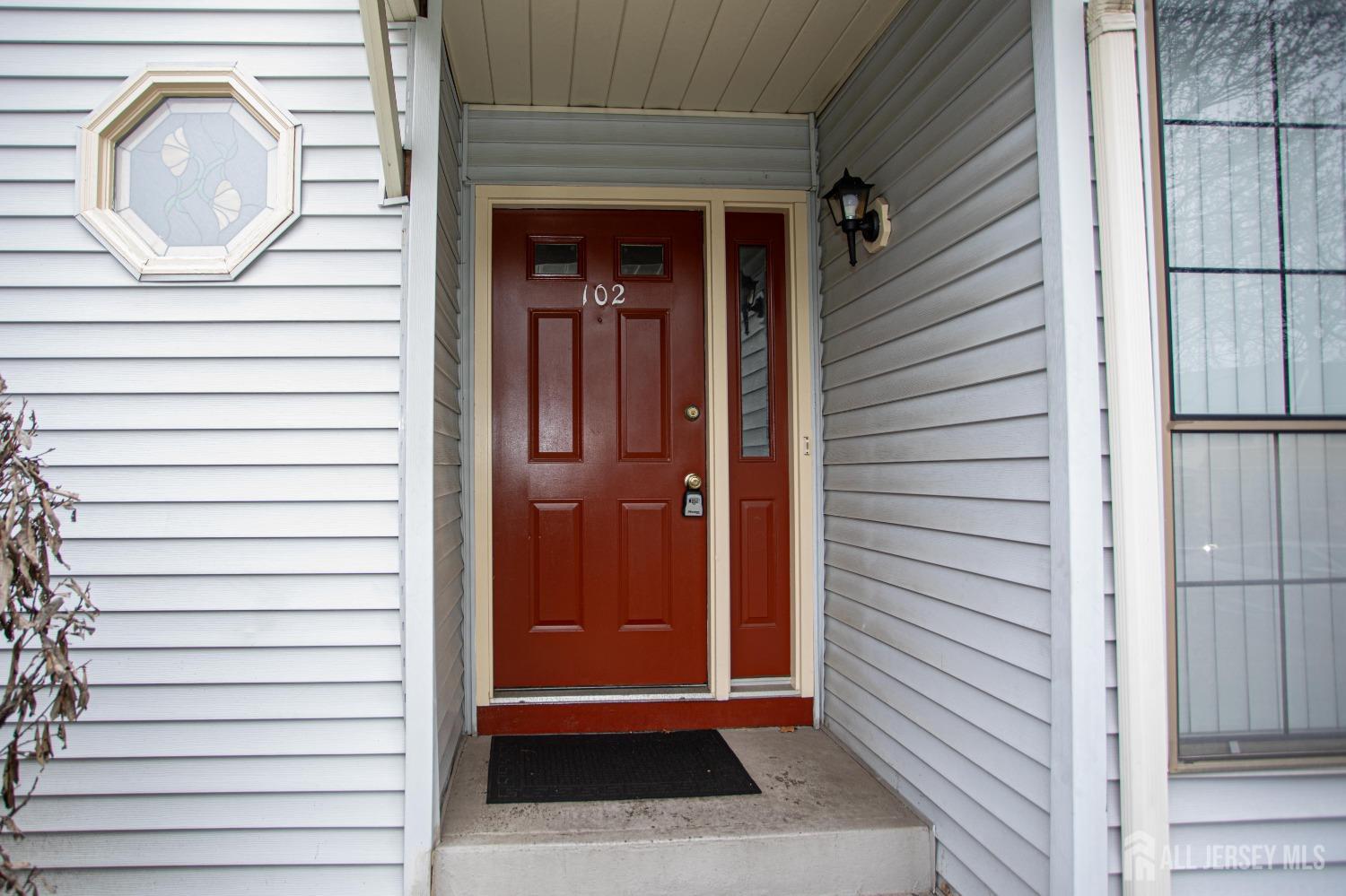 102 Timber Oaks Road Edison, NJ 08820 - Photo 6 of 46