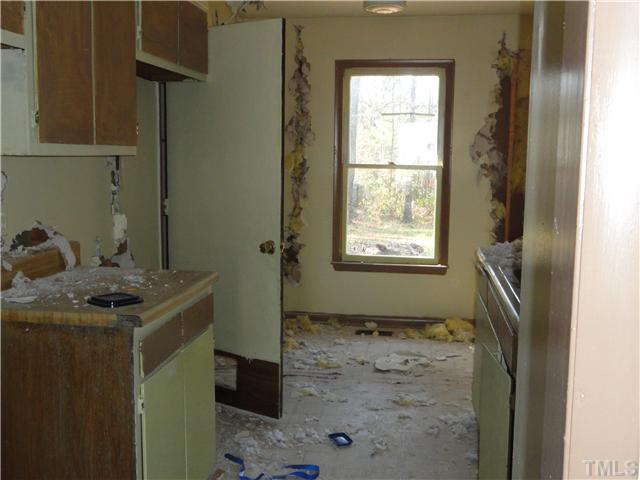 342 Stoney Point Road Fayetteville, NC 28304 - Photo 3 of 8 Gallery Image 3