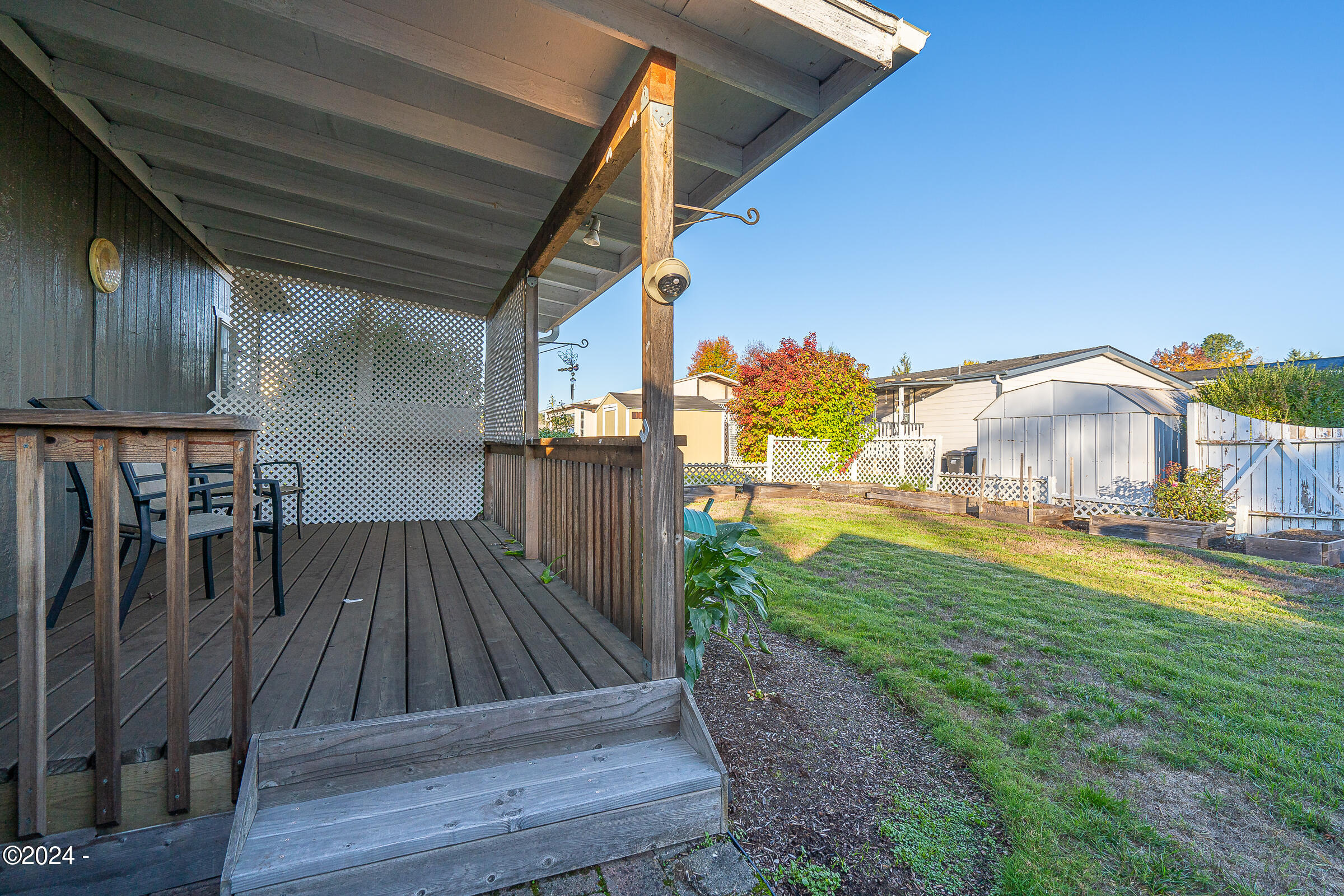 868 Southeast Hankel Street Dallas, OR 97338 - Photo 6 of 35 hankel-backlightmarketing-7