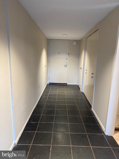 1 Markham Road, Unit 1D Princeton, NJ 08540 - Photo 11 of 52 Front Hallway