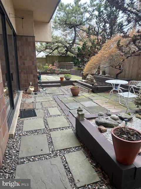 1 Markham Road, Unit 1D Princeton, NJ 08540 - Photo 42 of 49 a view of a backyard with sitting area