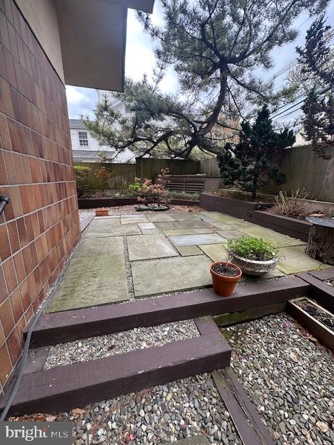 1 Markham Road, Unit 1D Princeton, NJ 08540 - Photo 46 of 49 a view of a yard with an empty space