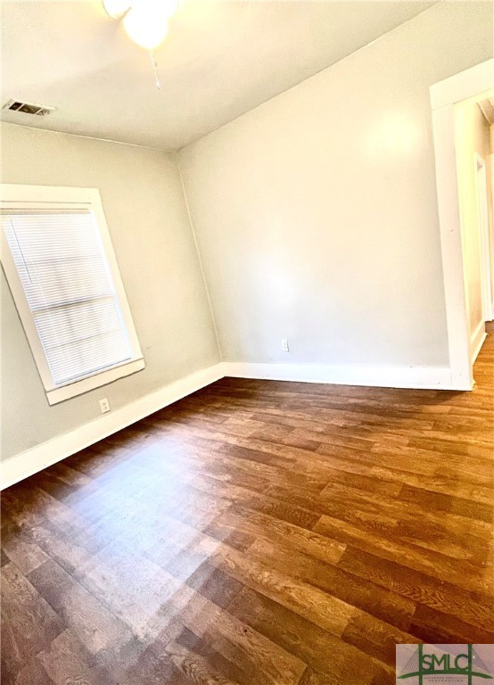 120 Ferrill Street Savannah, GA 31415 - Photo 6 of 22 LIVING ROOM