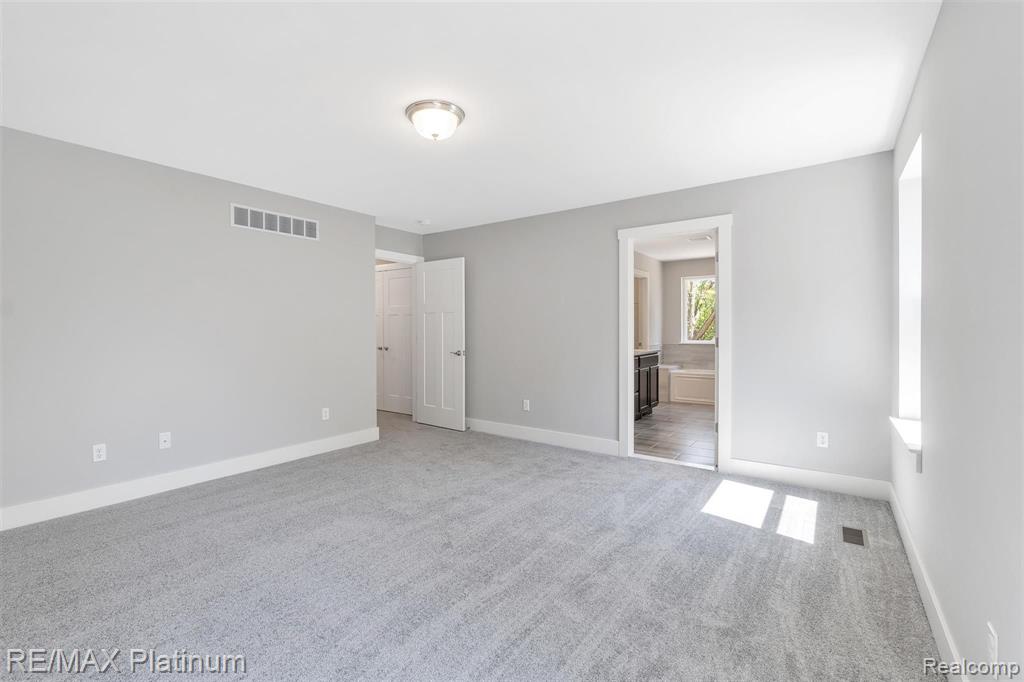 8847 Cedar Lake Road Pinckney, MI 48169 - Photo 43 of 54