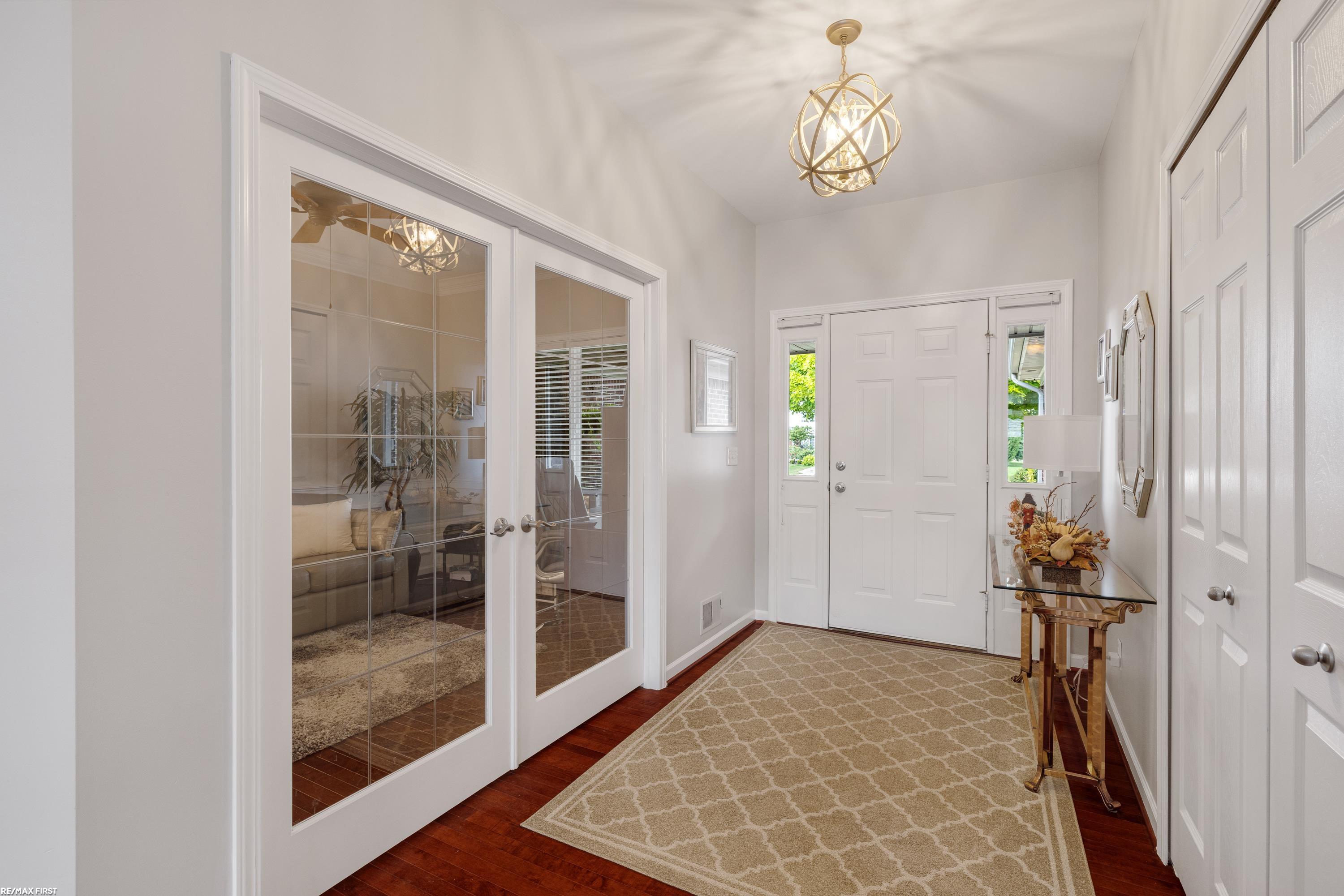 22462 Brantingham Road Macomb, MI 48044 - Photo 11 of 36 50189155-2fa36114-6a57-4195-936e-a4ce689eeed2.JPG