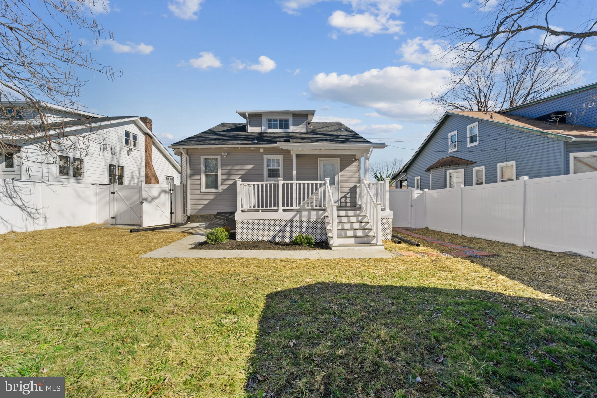2808 Chelsea Terrace Baltimore, MD 21216 - Photo 27 of 29 Charming home with spacious yard.