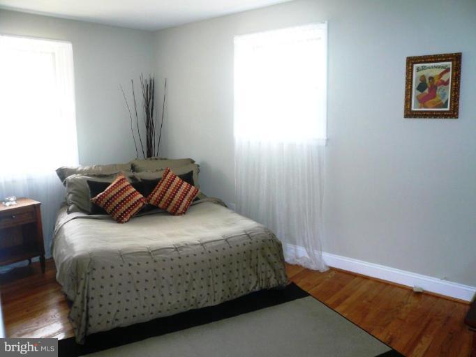 404 Greer Avenue Silver Spring, MD 20901 - Photo 17 of 23 Bedroom #4