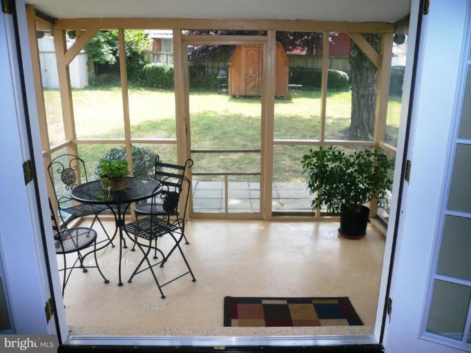 404 Greer Avenue Silver Spring, MD 20901 - Photo 19 of 23 Screened-in Porch