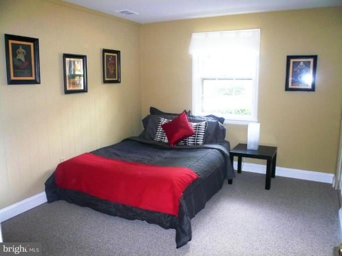 404 Greer Avenue Silver Spring, MD 20901 - Photo 5 of 23 Bedroom #2