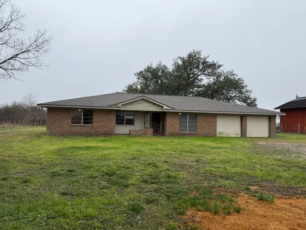 $199,900 | 13907 Mueck Road, Needville, TX 77461