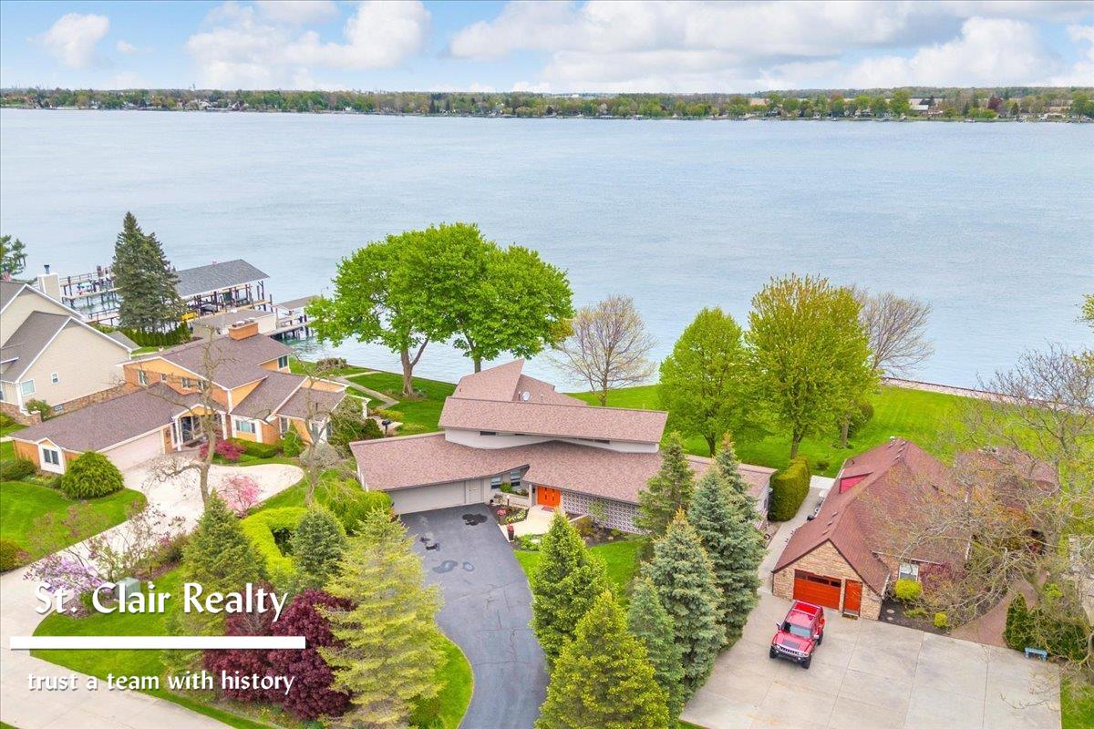 560 North Riverside Avenue St. Clair, MI 48079 - Photo 41 of 49
