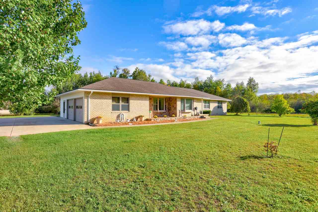 1792 Lapan Road Pinconning, MI 48650 - Photo 2 of 68