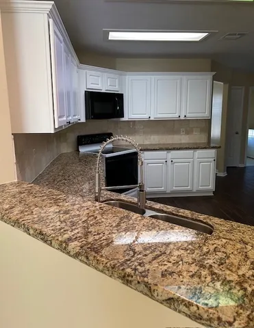 $2,300 | 19711 Morning Glory Terrace Court, Cypress, TX 77433