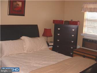 8323 Ridgeway Street Philadelphia, PA 19111 - Photo 5 of 6 Gallery Image 5
