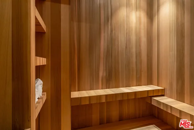 $19,500,000 | 1395 North Doheny Drive, Los Angeles, CA 90069