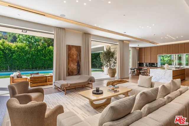 $19,500,000 | 1395 North Doheny Drive, Los Angeles, CA 90069