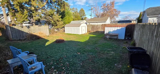 $99,900 | 2811 Douglas Avenue, Racine, WI 53402