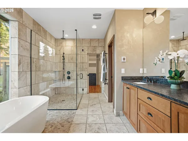 $2,395,000 | 49164 McKenzie Highway, Vida, OR 97488