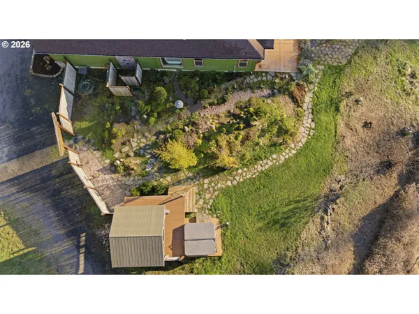 $2,395,000 | 49164 McKenzie Highway, Vida, OR 97488