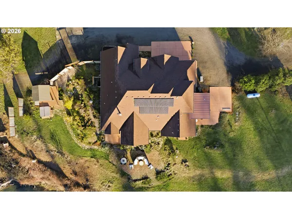 $2,395,000 | 49164 McKenzie Highway, Vida, OR 97488