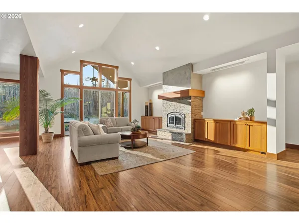 $2,395,000 | 49164 McKenzie Highway, Vida, OR 97488