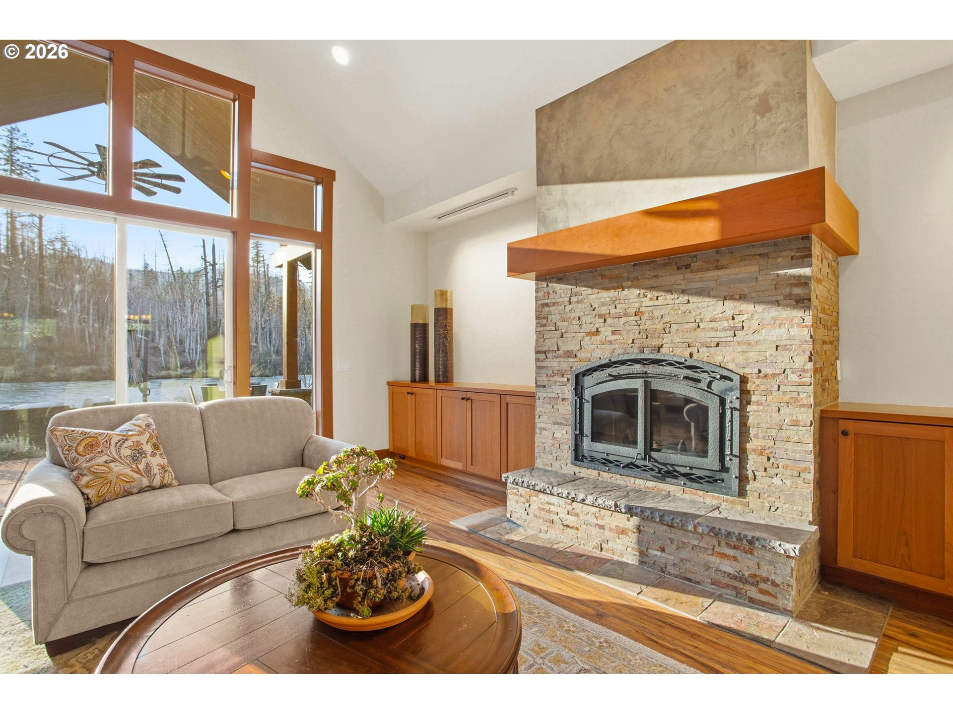 49164 McKenzie Highway Vida, OR 97488 - Photo 7 of 47 Lobby