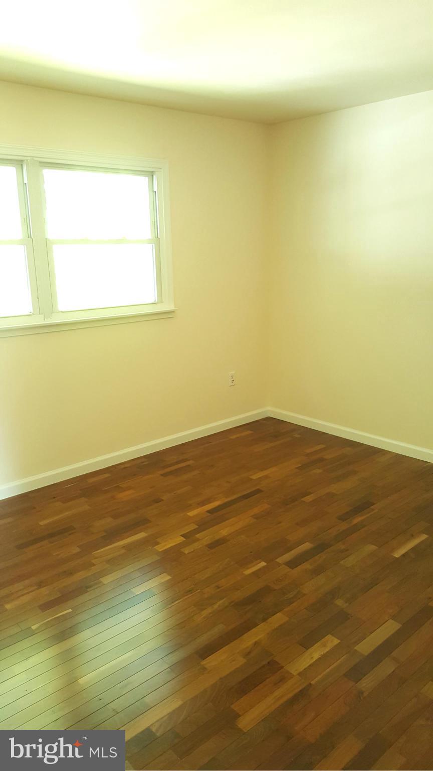 4728 Kilbane Road Woodbridge, VA 22193 - Photo 10 of 14 Bedroom (Master)