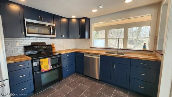 $649,000 | 56 East Shore Trail, Branchville, NJ 07826