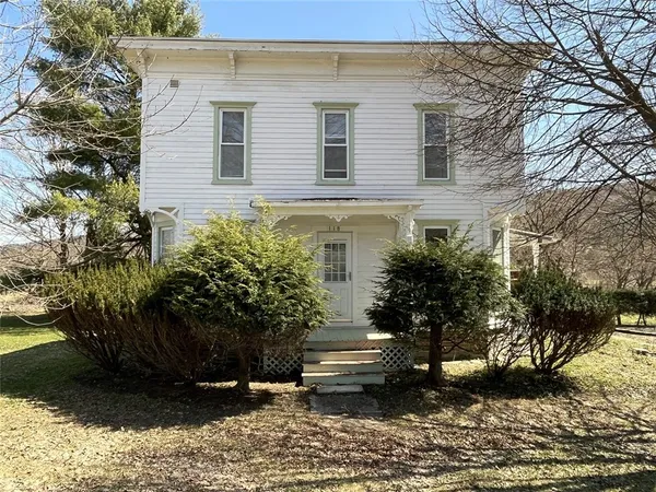 $319,000 | 118 Main Street, Laurens, NY 13796